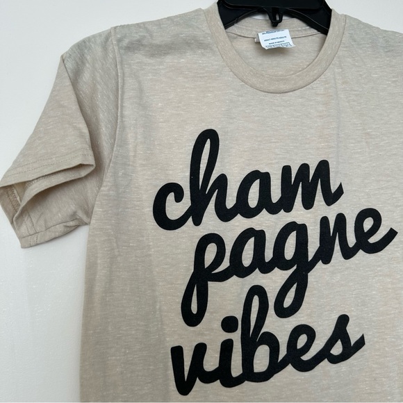 Champagne Vibes T-shirt - Picture 3 of 8
